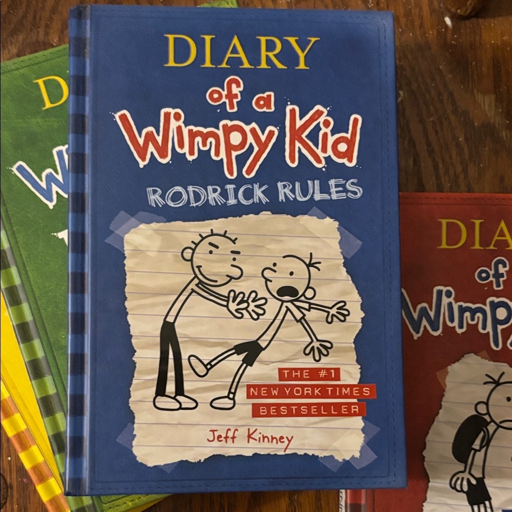 Diary of a Wimpy Kid book set - Picture 3 of 5